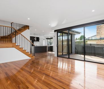 1/24 Trent Court, Burwood East VIC 3151 - Townhouse For Rent | Domain - Photo 2