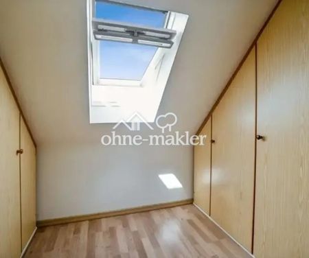 Stilvolle, gepflegte 3-Zimmer-Maisonette-Wohnung mit EBK in Düsseldorf - Foto 5