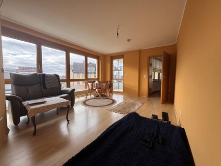 Großzügige Wohnung in perfekter Crailsheimer Lage ab sofort frei! - Photo 2