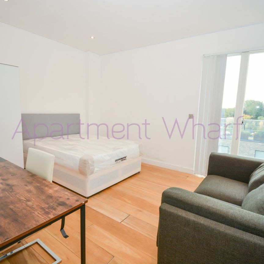 Flat Cambridge Avenue, NW6 5AA, London - Photo 1