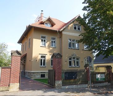 Großzügige 2-Zimmerwohnung im Souterrain in bester Wohnlage von Radebeul-Oberlößnitz - Photo 5