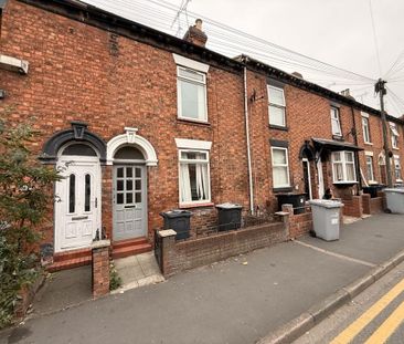 2 bedroom terraced house to rent - Photo 2