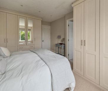5 Bedroom Detached To Let - Photo 4