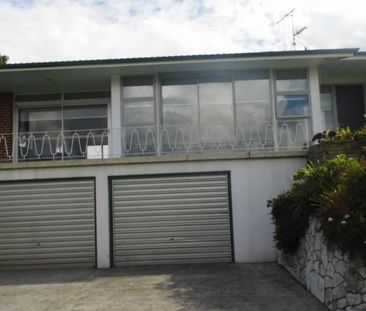 Elevated Rural Home Close to Town - Photo 3