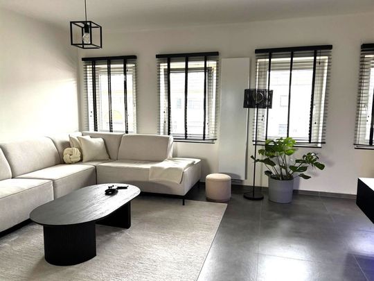 TE HUUR: Duplex-appartement met centrale ligging te Heusden-Zolder! - Photo 1