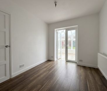 Robin Hood Lane, Sutton - Photo 6