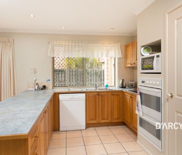 4 MONTROSE PL - Photo 6