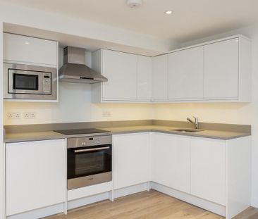 2 bedroom apartment to rent - Photo 4