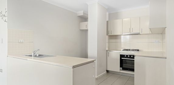 Great - One Bedroom Unit - Photo 2