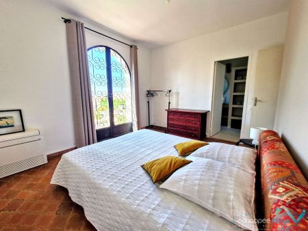 Villa climatisée pour 4 personnes avec piscine privée et petite vue mer à Carqueiranne - Photo 3