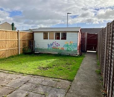 2 bedroom semi-detached house to rent - Photo 2