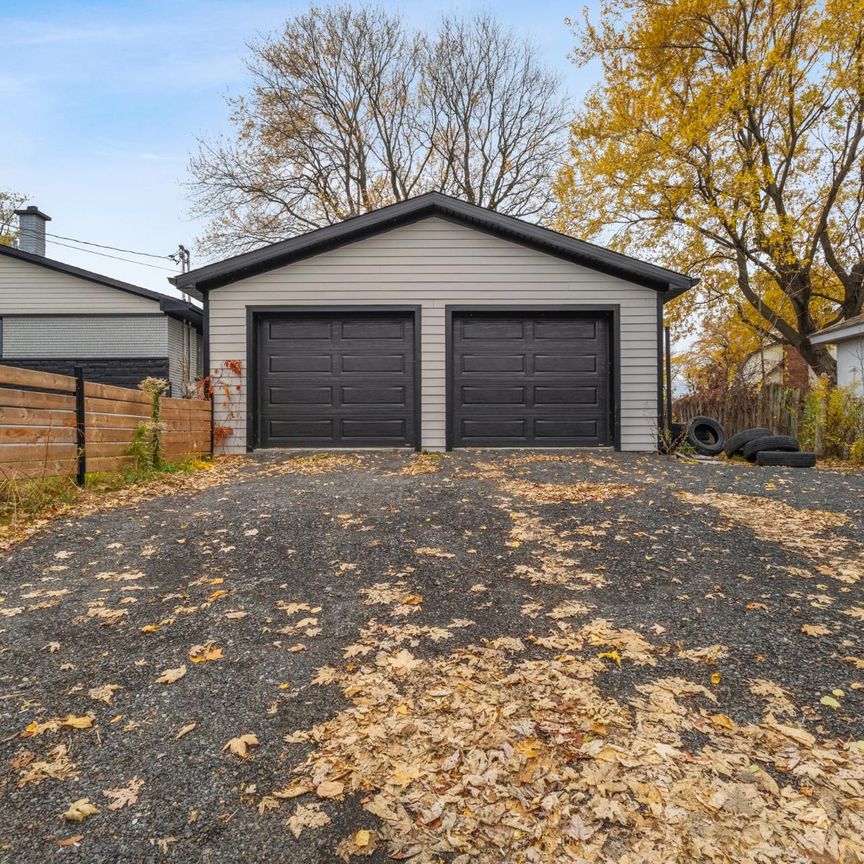 5800-5810 Rue Vigneault, Brossard, QC J4W - Photo 1