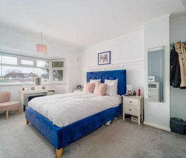 Heathcroft Avenue, Sunbury-on-thames, TW16 - Photo 1