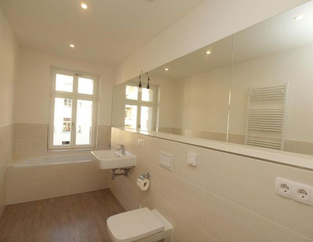 :-) +NÄHE BMW/PORSCHE/DHL/MESSE.. EDLE 2-ZIMMER-WOHNUNG MIT EBK!+HOCHWERTIGE AUSSTATTUNG+GEPFLEGTES MFH+ - Foto 1