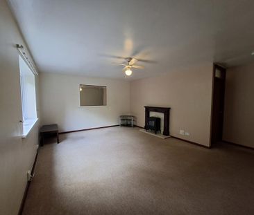 2 bedroom house to rent - Photo 1