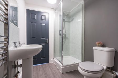 Room in a Shared House, Barton St, M3 - Photo 5
