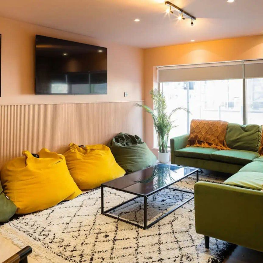 Studio Gold - City View - Photo 1