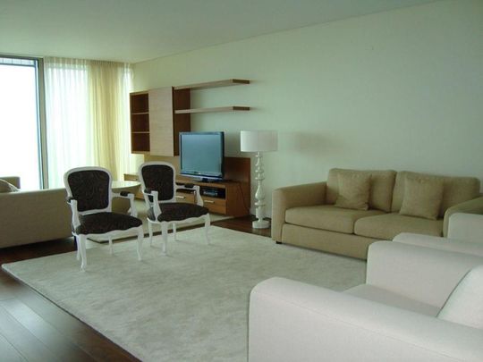 3 Bedroom Apartment with swimming pool, Cascais - Photo 1