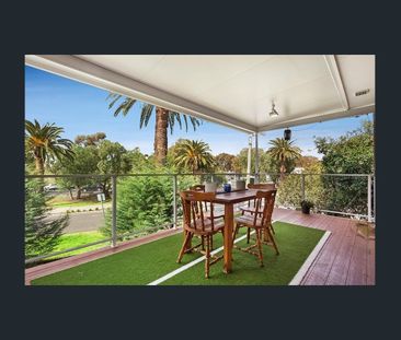 Divine Apartment In A Divine Locale - Photo 6