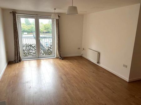 2 bedroom flat to rent - Photo 3