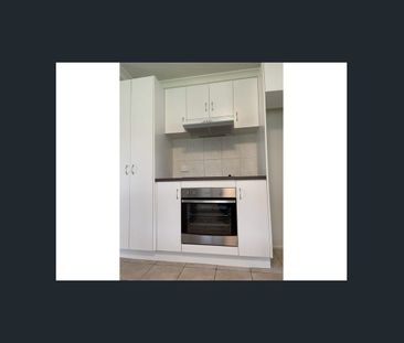 *4-Bedroom Family Home for Rent in Moranbah, QLD** - Photo 1