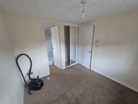 3 bedroom house - Photo 4