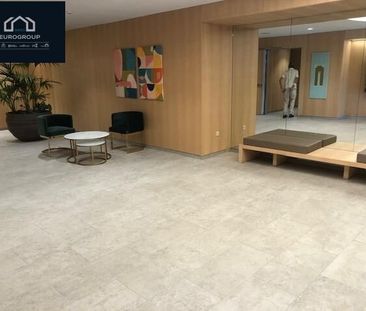 Apartamento de alquiler en Playa Poniente - Photo 6