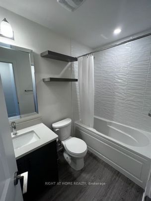 For Lease - 12868 Yonge Street Unit# 16, Richmond Hill, Ontario - Photo 1