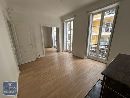 Location Appartement 3 pièces 65m² PAU 64000 - Photo 2