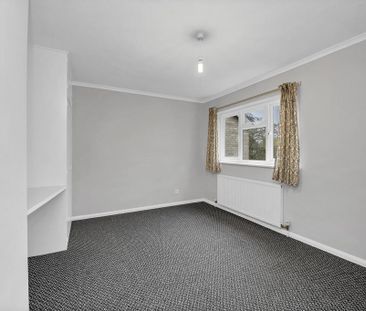 4 bedroom detached house to rent - Photo 6