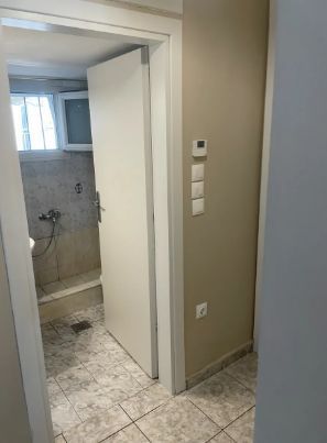 Studio/Γκαρσονιέρα για ενοικίαση Κουντουριώτη (Νεάπολη) - Photo 2