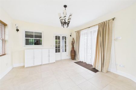 2 bedroom bungalow to rent - Photo 2