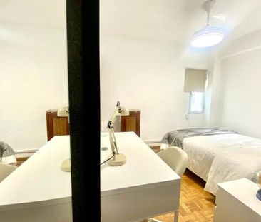 Calle San Ramón Nonato, Madrid, Community of Madrid 28046 - Photo 2