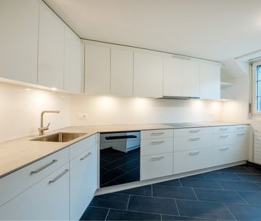 Exklusives Wohnen direkt an der Aare! Zu vermieten 3.5 Duplexwohnung - Photo 3
