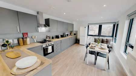 6 Bed Cluster En-suite – Standard - Photo 2