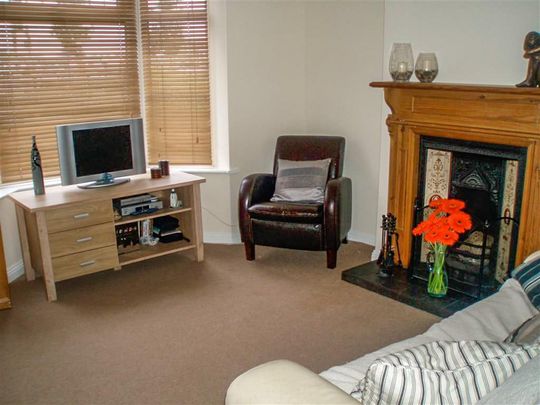 2 bedroom townhouse to rent - Photo 1