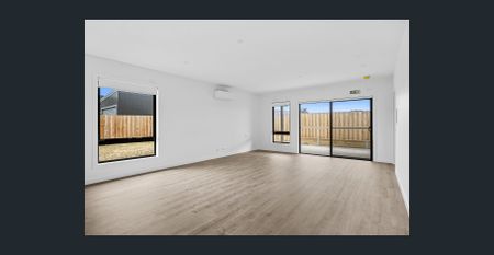 Fully accessible HPS home - comfort, quality & thoughtful design - Photo 2