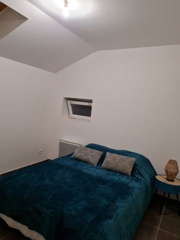 Appartement T2 meublé centre CHATONNAY - Photo 2