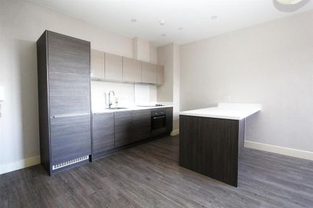 Studio to rent - Photo 2