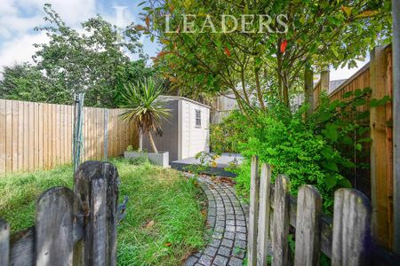 3 bedroom terraced house to rent - Photo 2