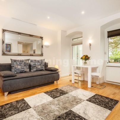 Modern urban style - Photo 1