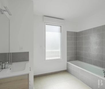 Rental Apartment Bordeaux Saint-Jean - Photo 5