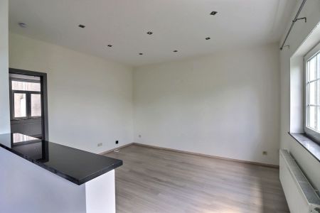 For rent Appartement à Schaerbeek - Foto 3