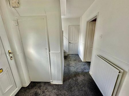 3 bedroom terraced house to rent - Photo 4