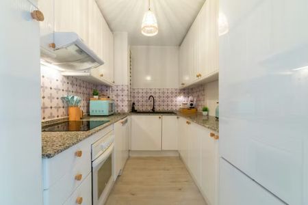 Gran Via de Carles III, Barcelona, Catalonia 08028 - Foto 2