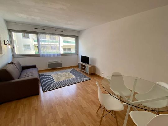 33000 BORDEAUX - APPARTEMENT T2 A LOUER MEUBLE ET ENTIEREMENT RENOVE - Photo 1