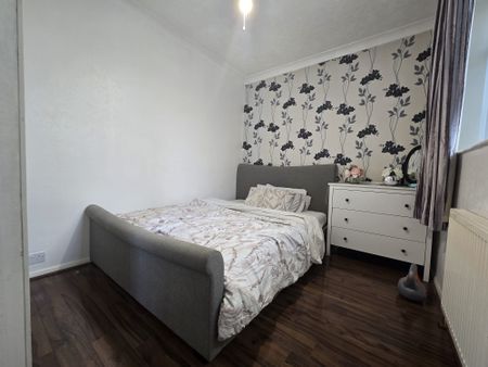 Roseary Close, West Drayton - Photo 3