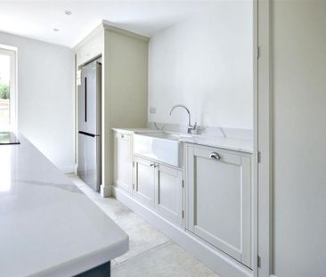 4 bedroom house to rent - Photo 2