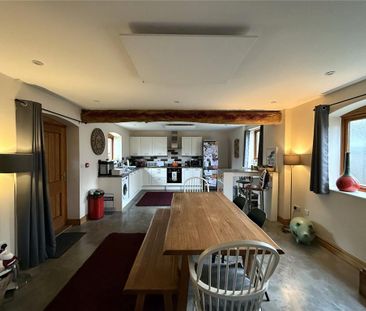 3 bedroom barn conversion to rent - Photo 5