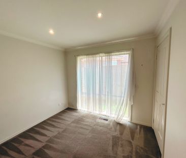 2/11 Sunderland Avenue, - Photo 4